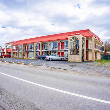 Ozark Junction Mountain View By Oyo Motel Bagian luar foto
