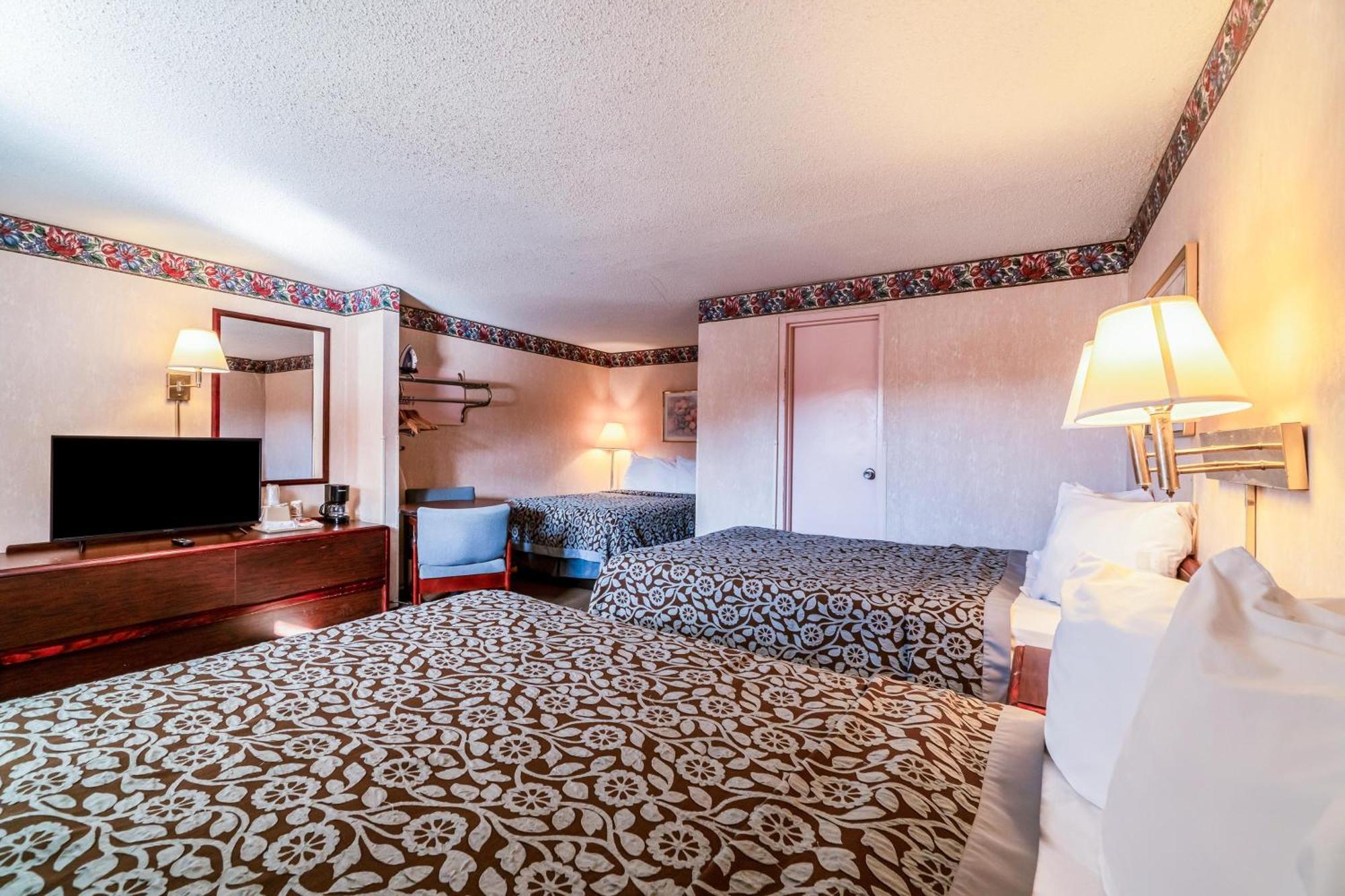 Ozark Junction Mountain View By Oyo Motel Bagian luar foto