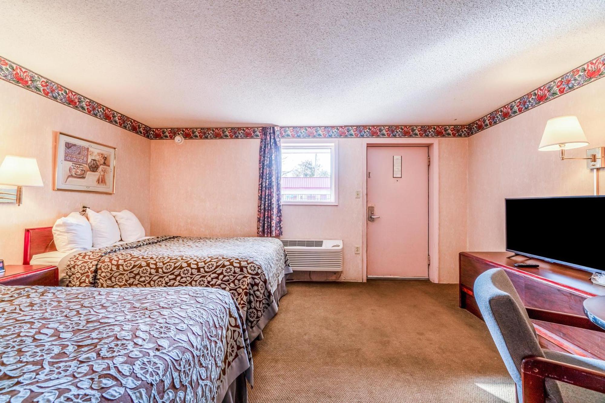 Ozark Junction Mountain View By Oyo Motel Bagian luar foto