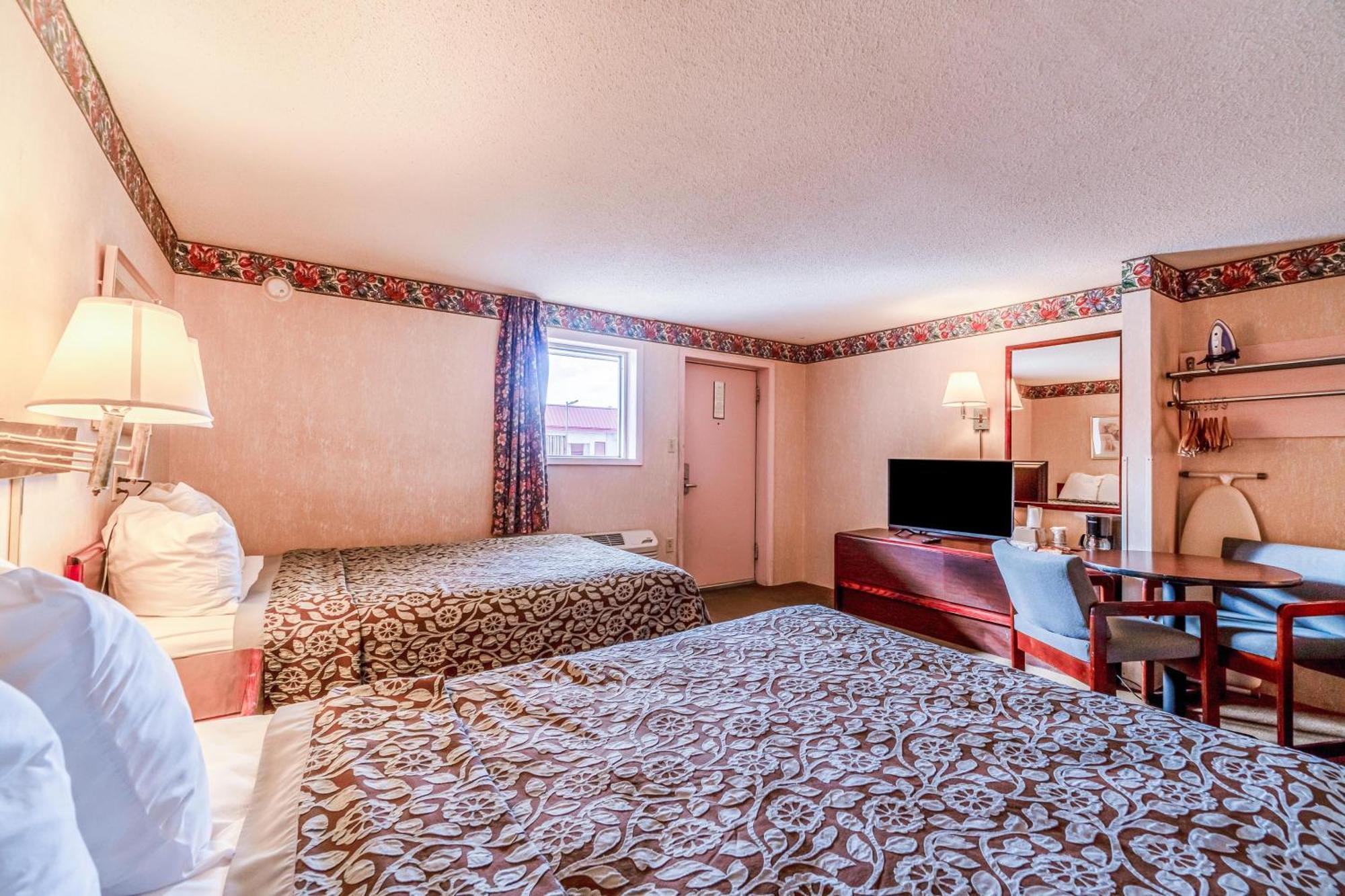Ozark Junction Mountain View By Oyo Motel Bagian luar foto