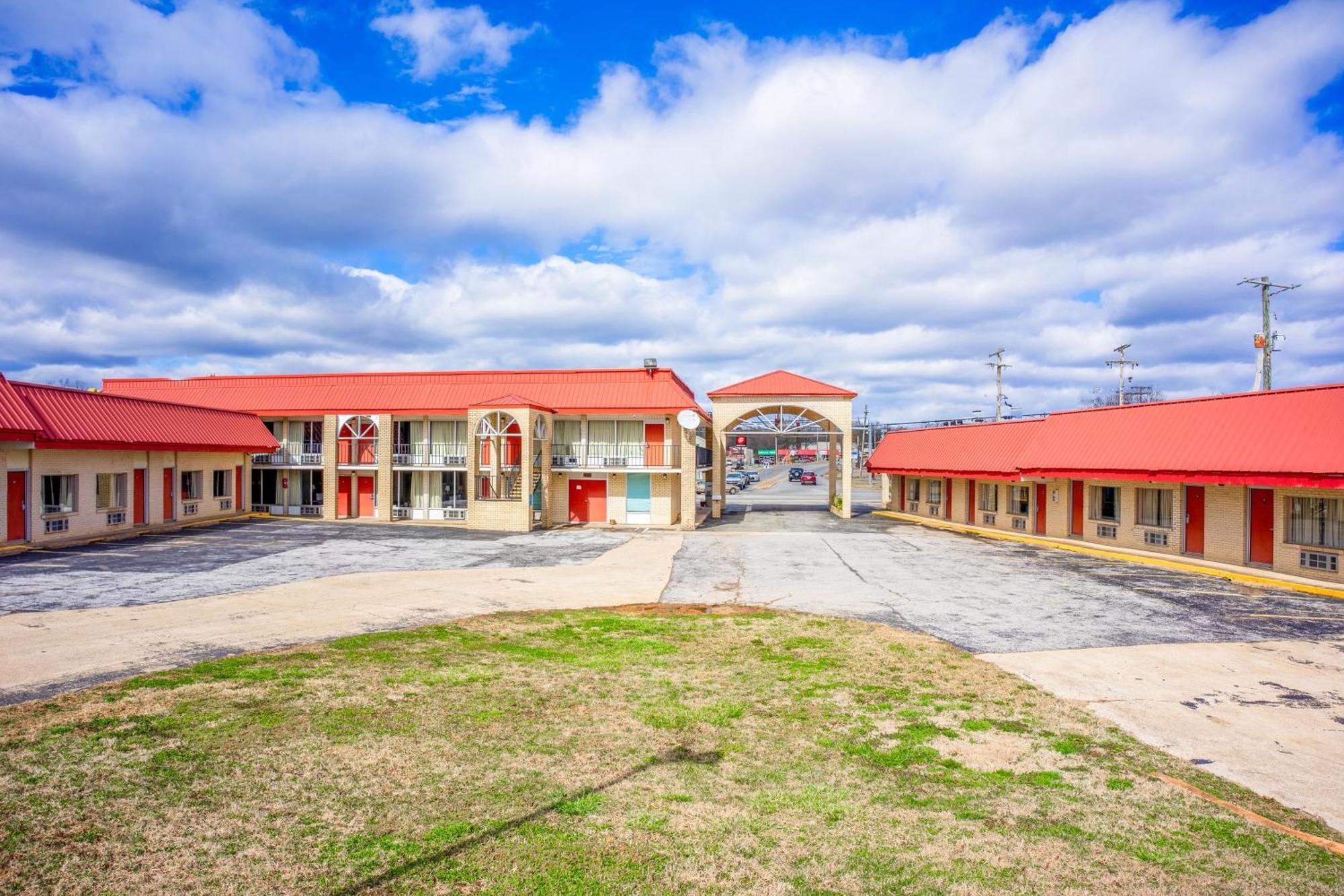 Ozark Junction Mountain View By Oyo Motel Bagian luar foto