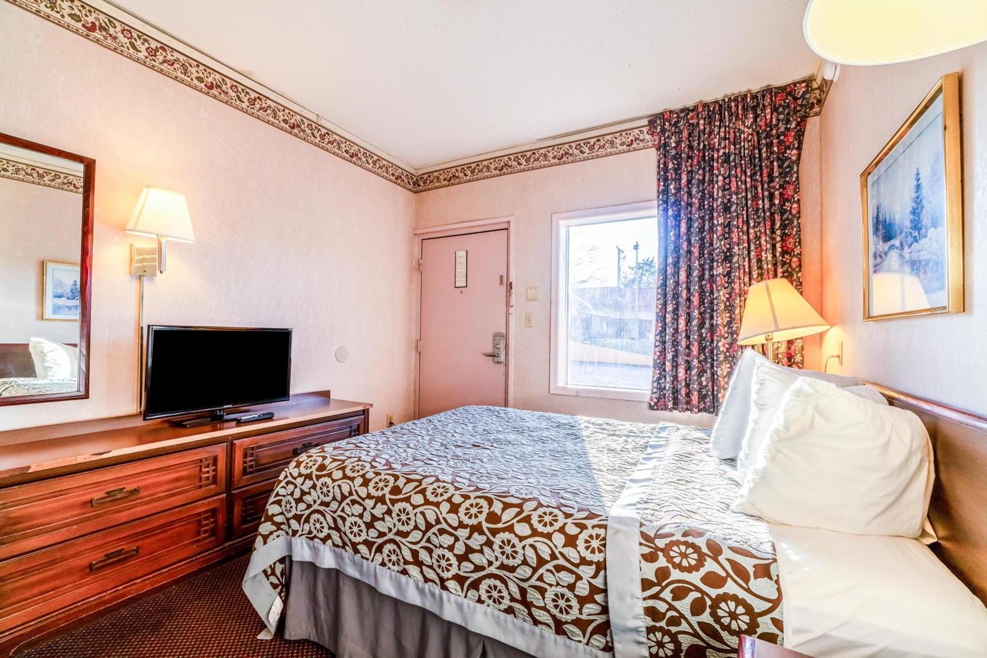 Ozark Junction Mountain View By Oyo Motel Bagian luar foto